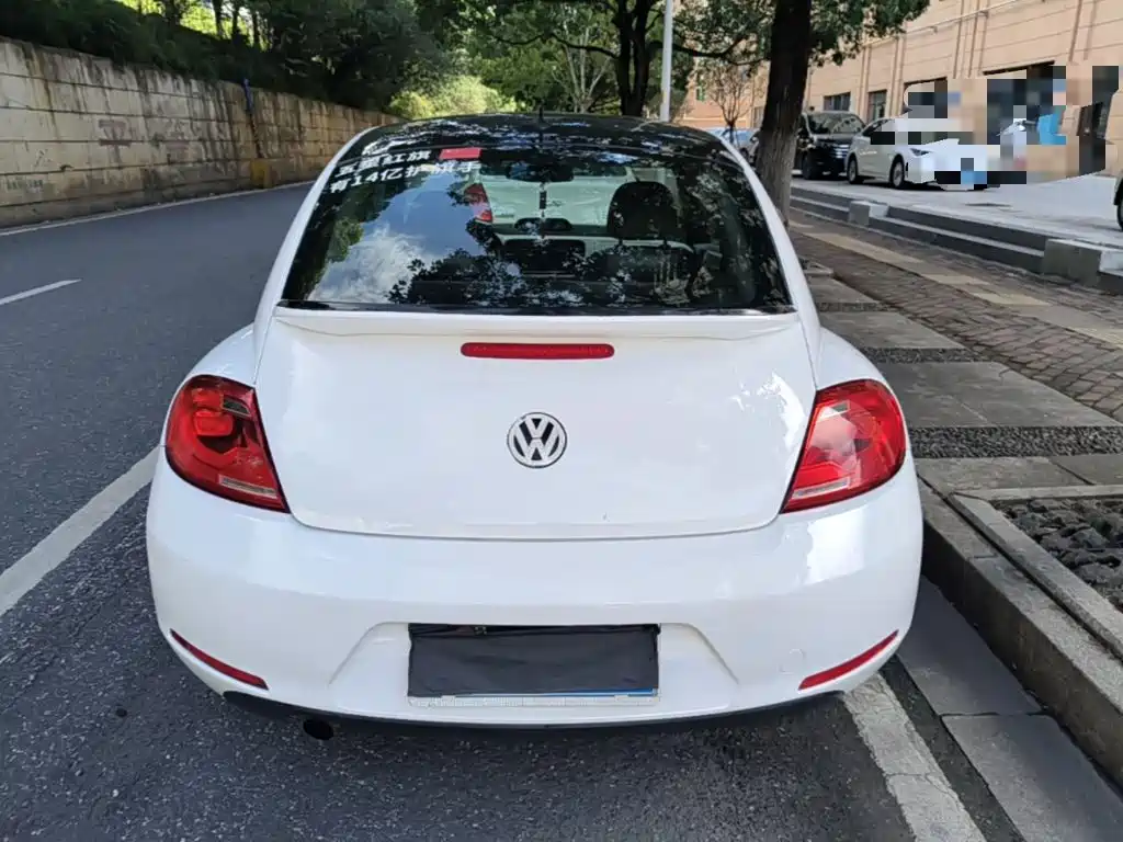 Volkswagen Beetle 2015