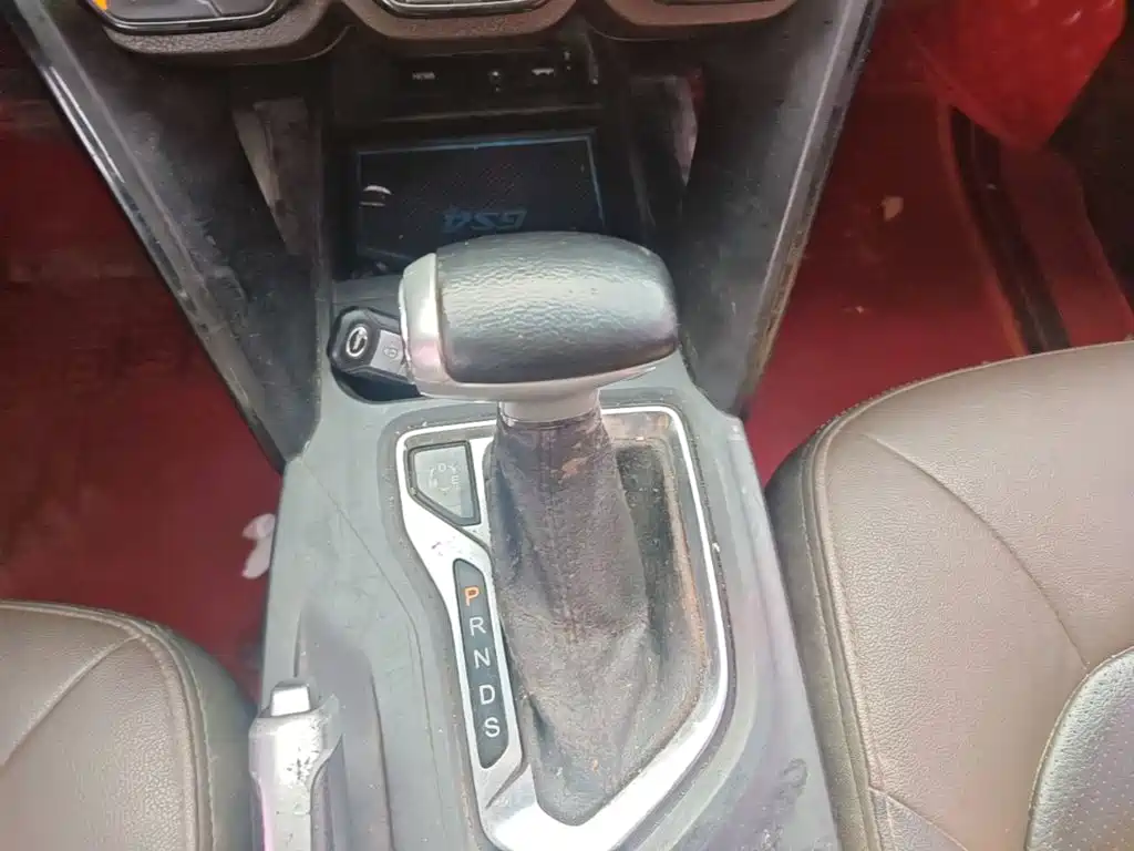 GAC Trumpchi GS4 2015 — фото 14