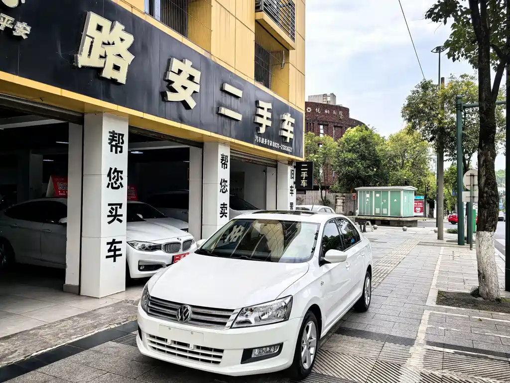 Volkswagen Santana 2013
