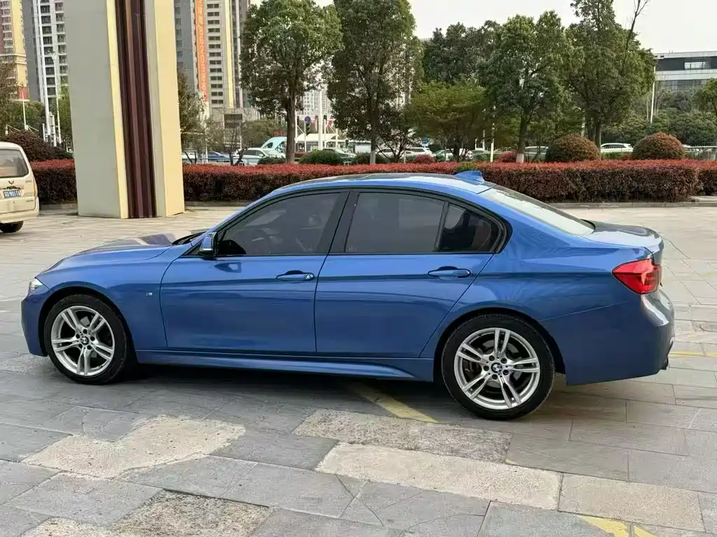 BMW 3 Series 2017 — фото 3