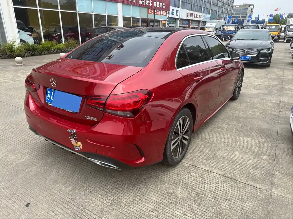 Mercedes-Benz A-Class 2019 — фото 4