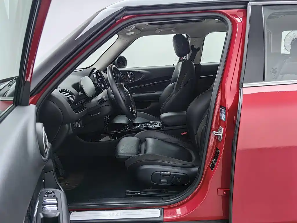 MINI Clubman 2021 — фото 10