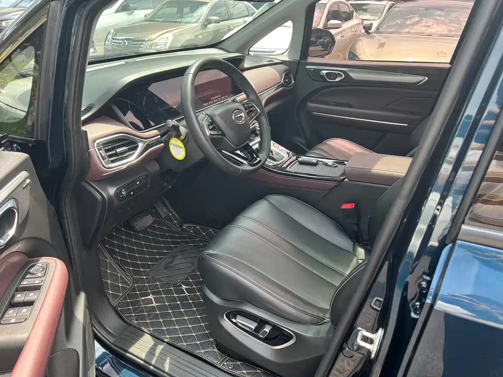 GAC Trumpchi M6 2023 — фото 9