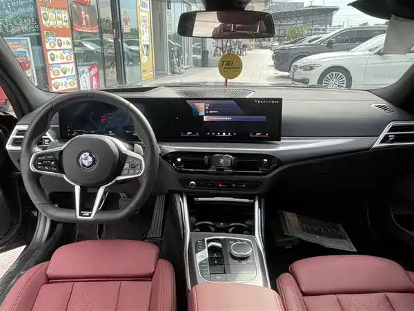 BMW 3 Series 2024