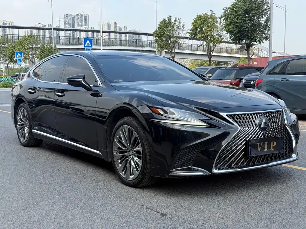 Lexus LS 2021 — фото 3