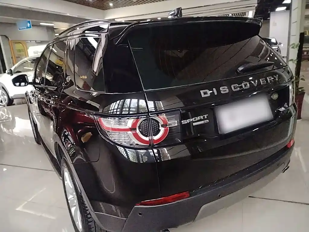 Land Rover Discovery Sport 2017 — фото 5