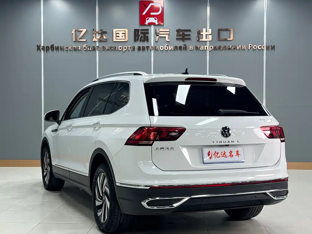 Volkswagen Tiguan L 2023 — фото 6