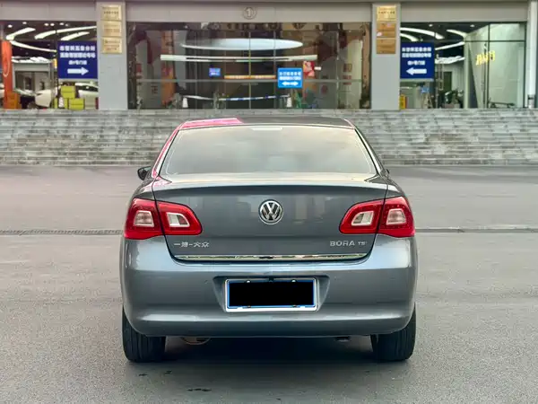 Volkswagen Bora 2011