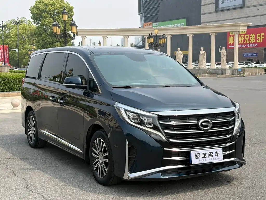 GAC Trumpchi M8 2022 — фото 3