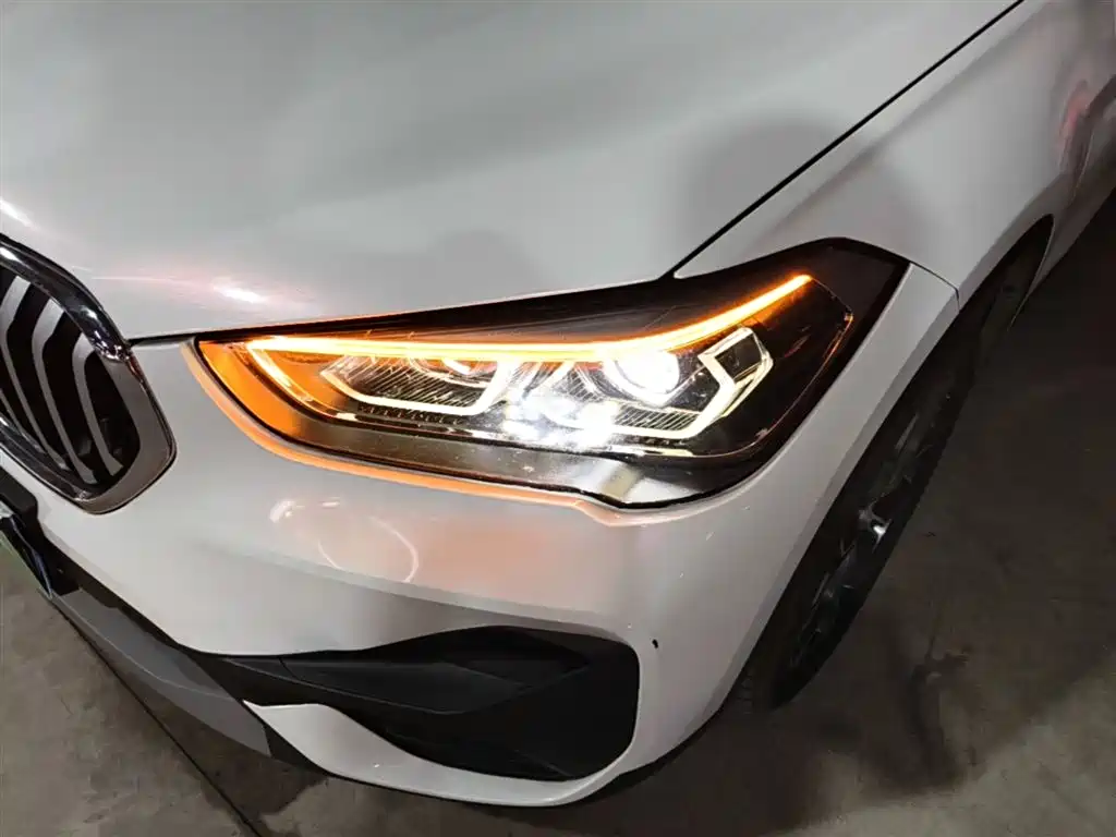 BMW X1 2021 — фото 24