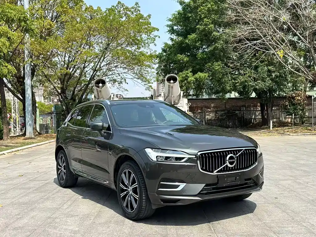 Volvo XC60 2020 — фото 3