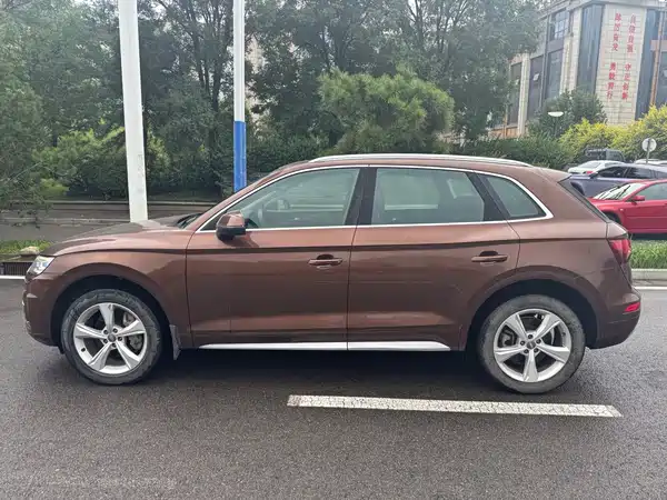 Audi Q5L 2019