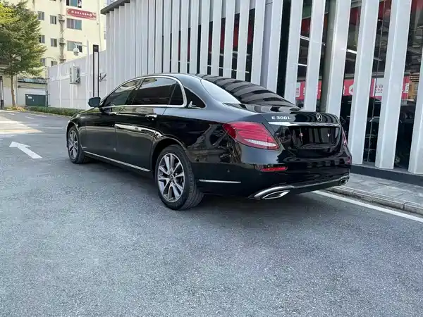 Mercedes-Benz E-Class 2017