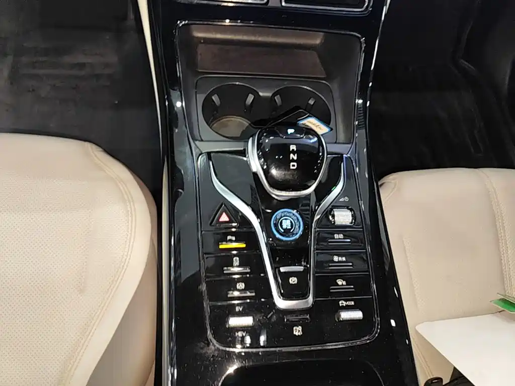 BYD Qin PLUS 2023 — фото 14