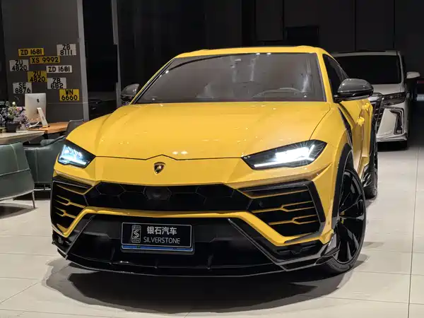 Lamborghini Urus 2023