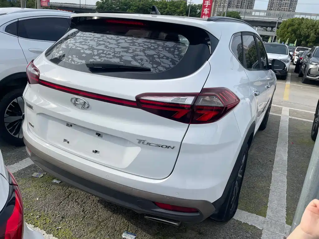 Hyundai Tucson 2019 — фото 8
