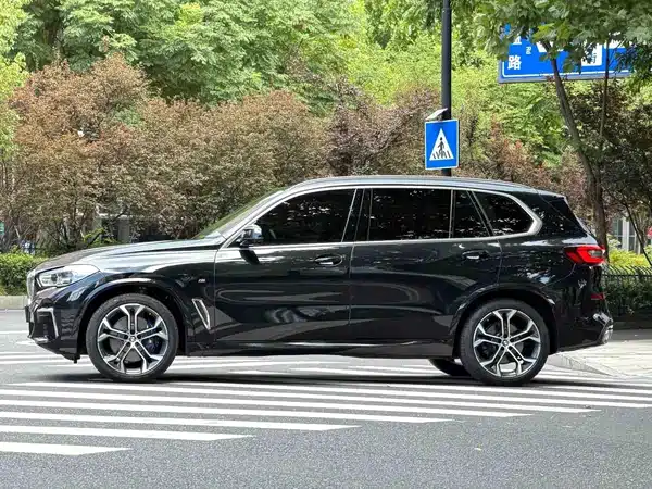 BMW X5 2022