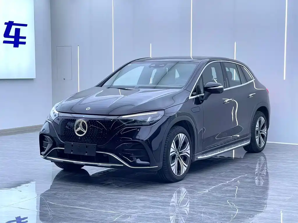 Mercedes-Benz EQE SUV 2024 — фото 1