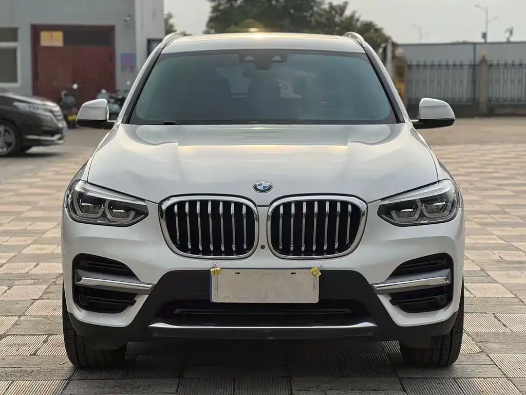 BMW X3 2020 — фото 2