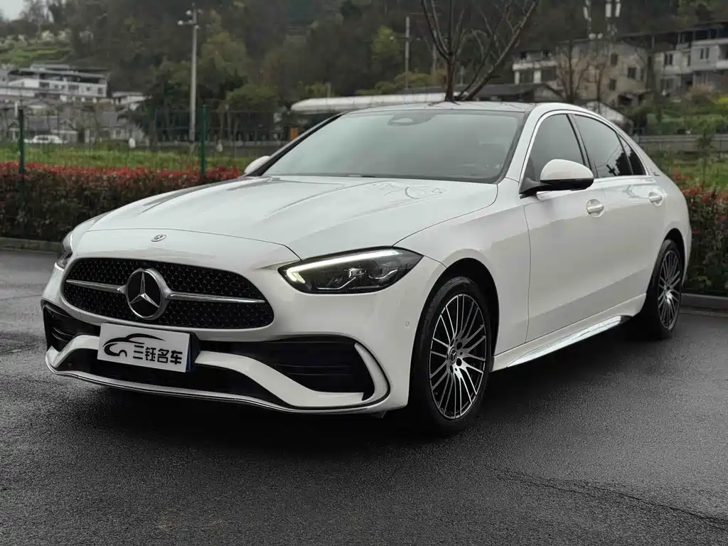 Mercedes-Benz C-Class 2024 — фото 1