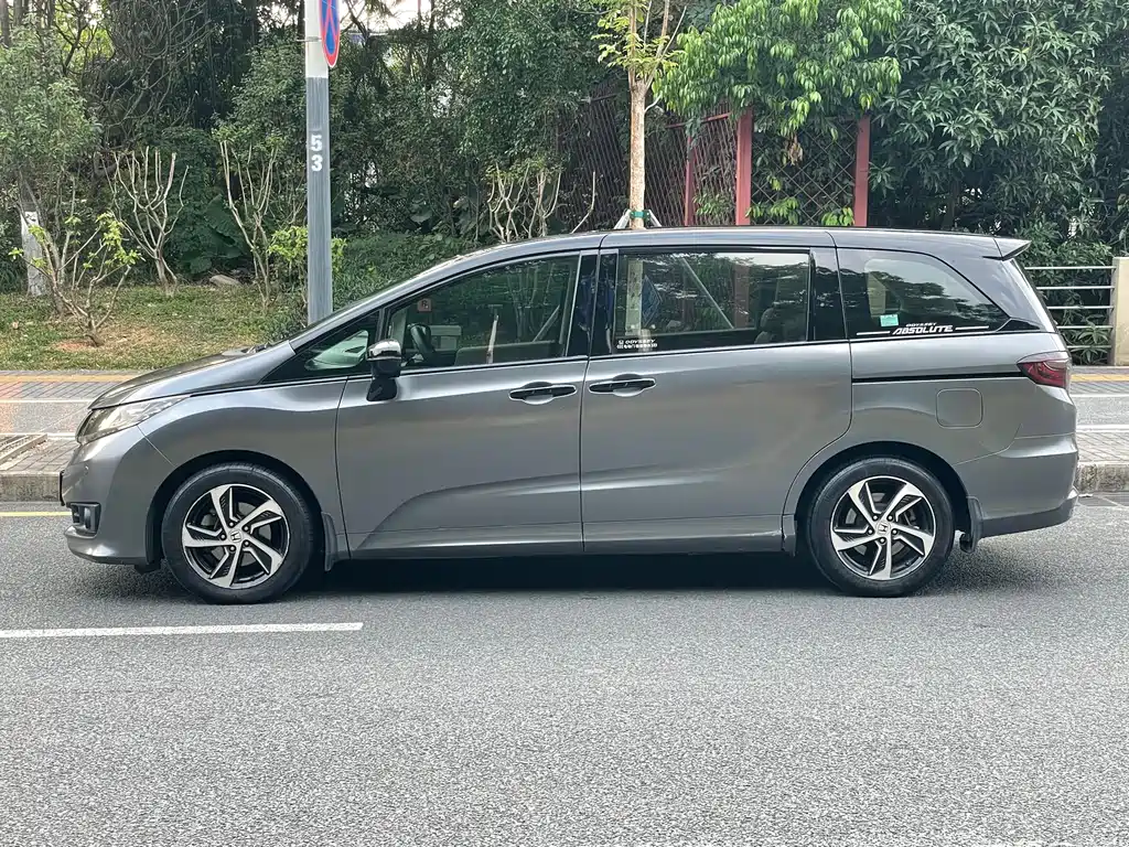 Honda Odyssey 2016 — фото 5