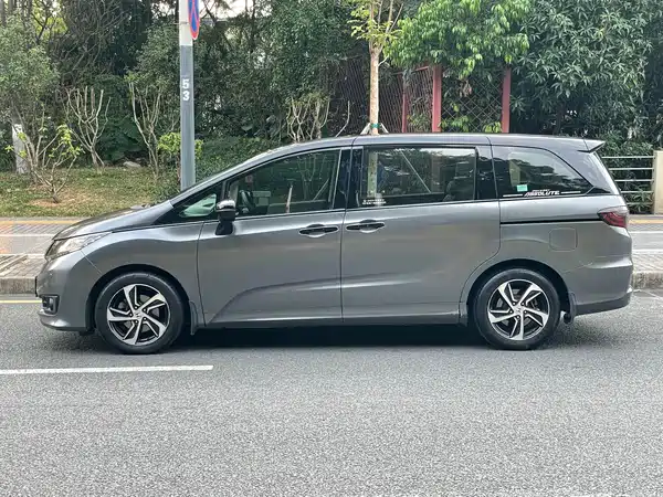 Honda Odyssey 2015
