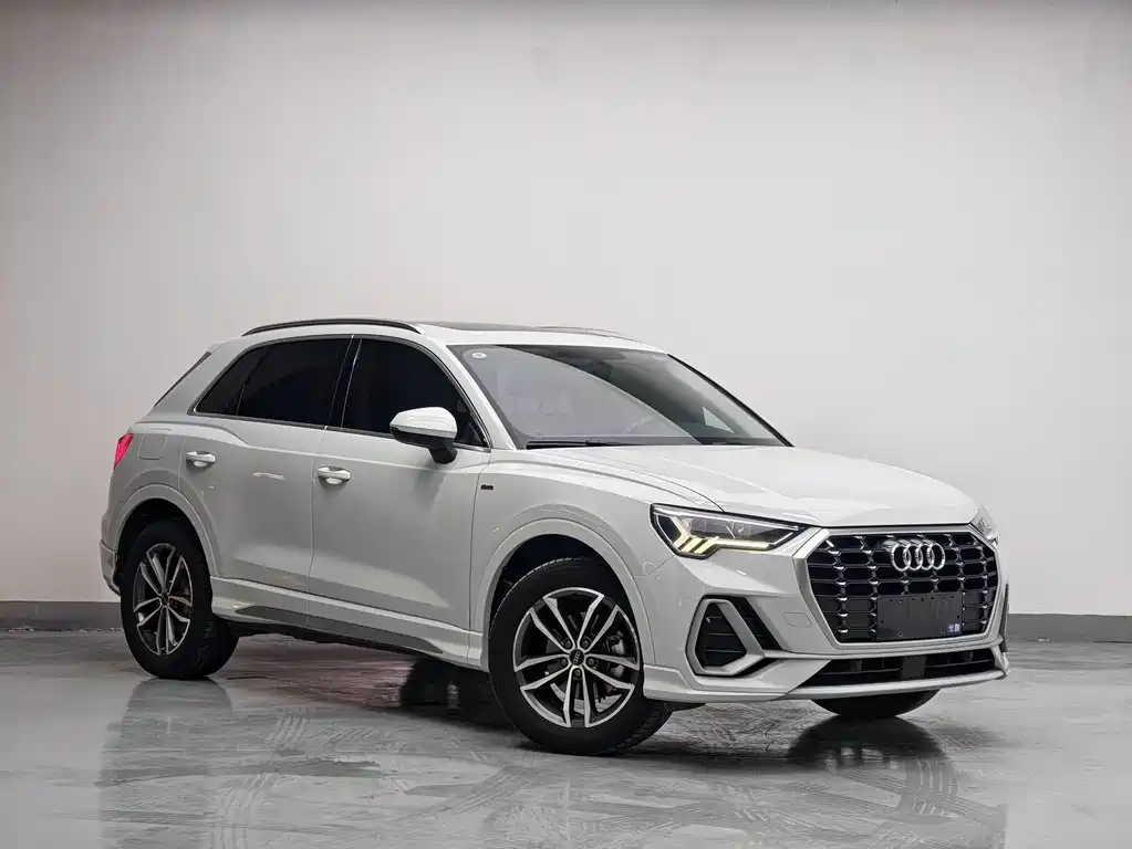 Audi Q3 2023 — фото 3