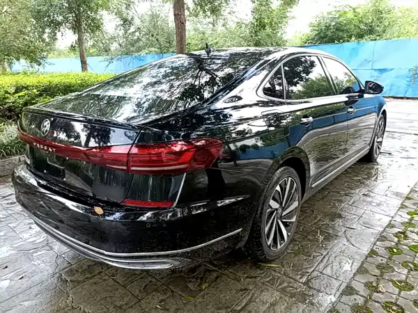 Volkswagen Passat 2024