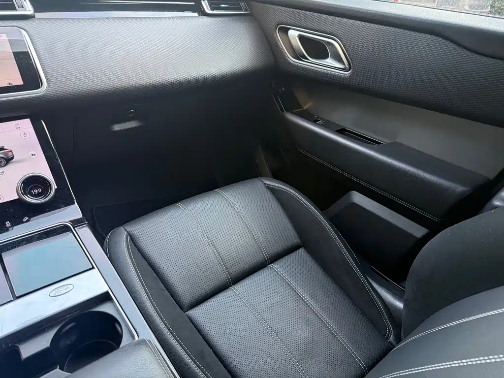 Land Rover Range Rover Velar 2018 — фото 10