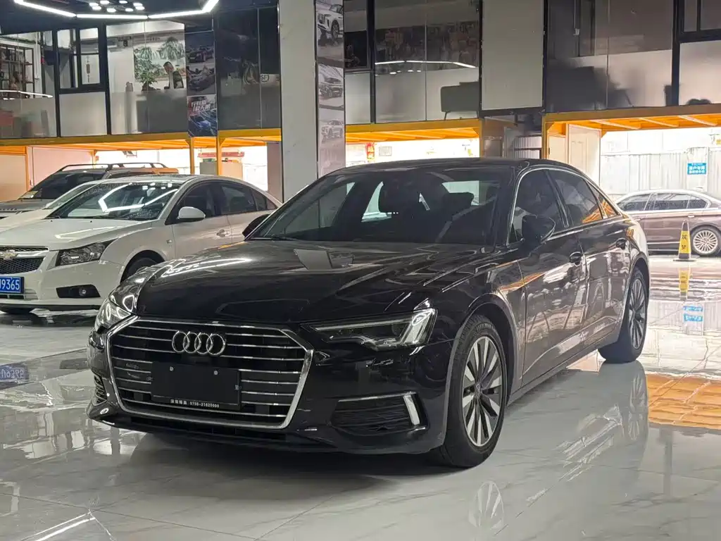 Audi A6L 2021 — фото 1