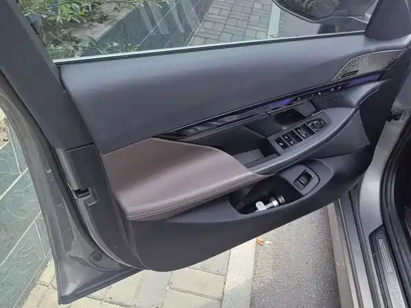 BMW 5 Series 2024