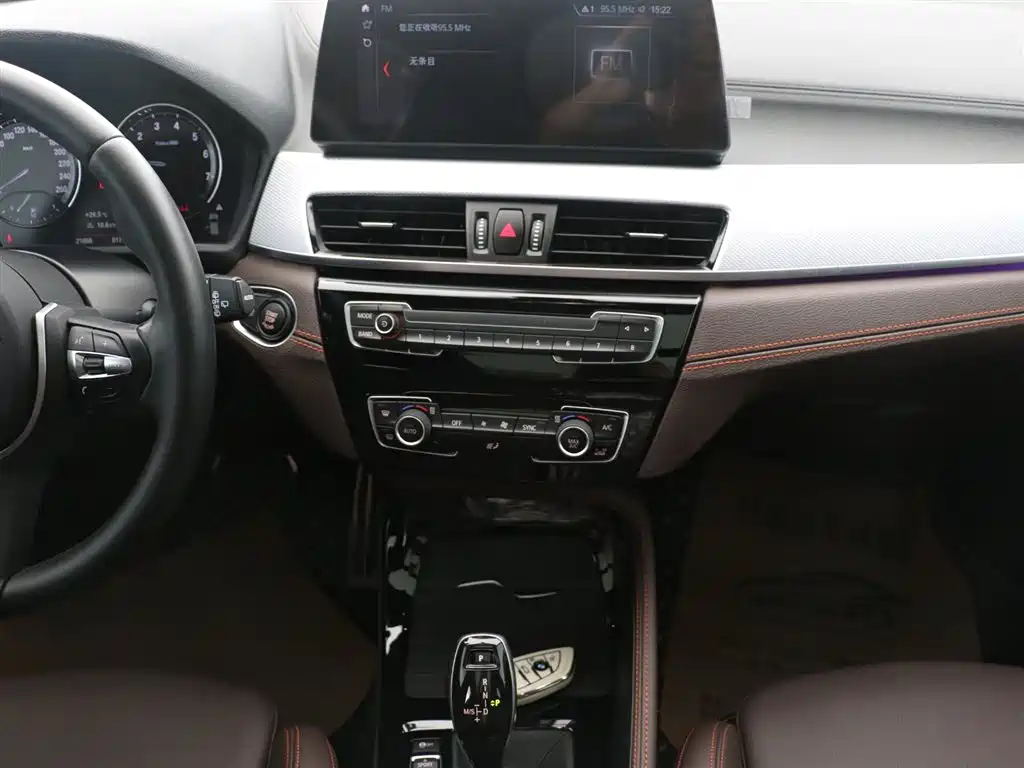 BMW X2 2021 — фото 11