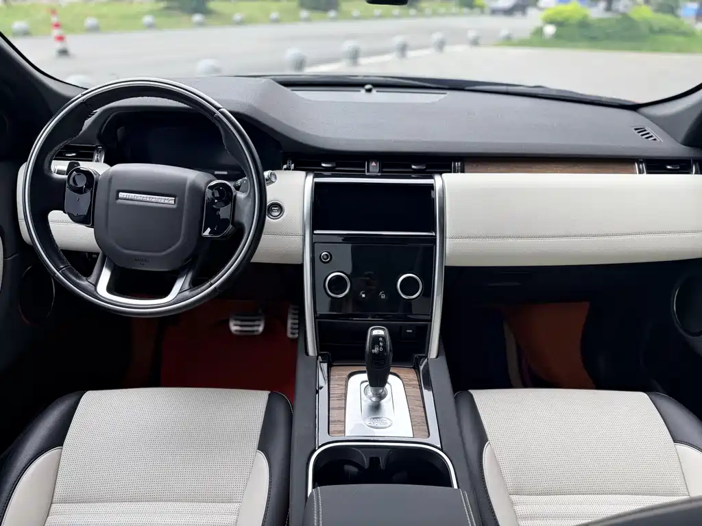 Land Rover Discovery Sport 2020 — фото 12