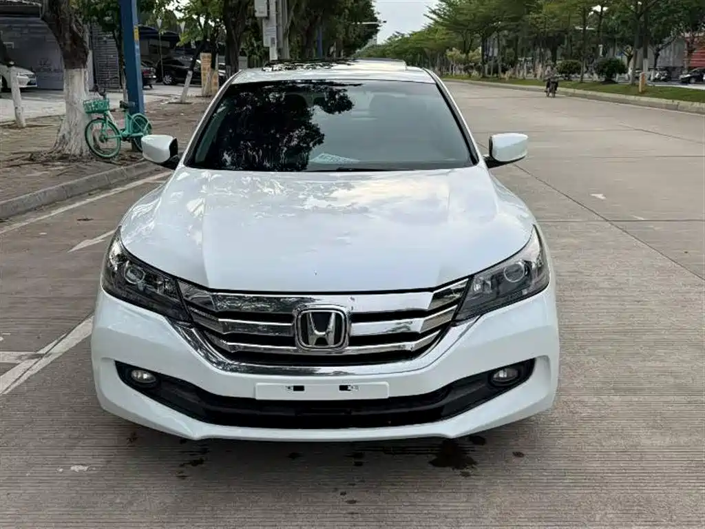 Honda Accord 2015 — фото 2