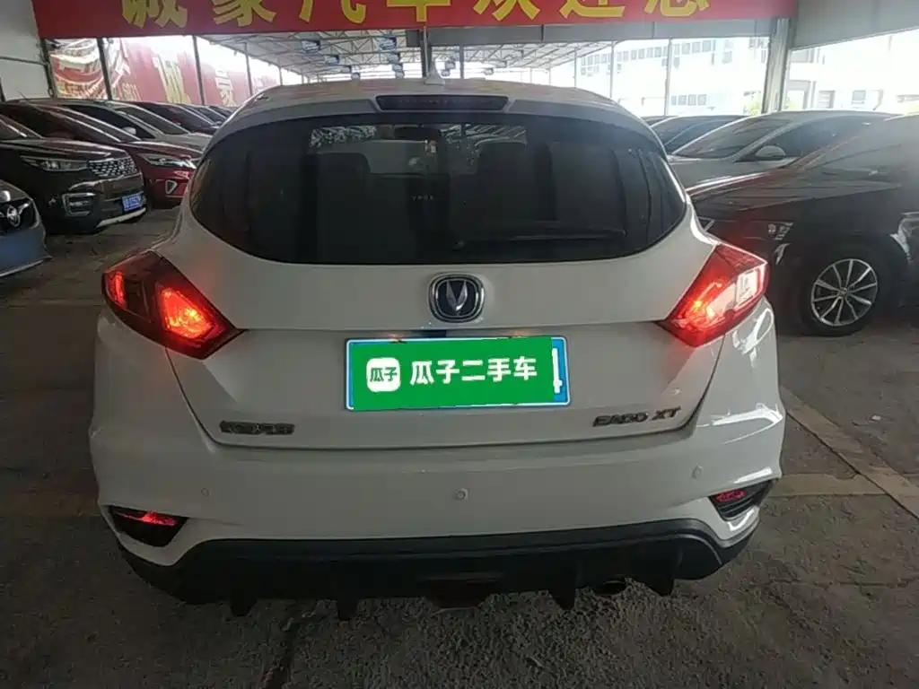 Changan Eado XT 2017 — фото 6