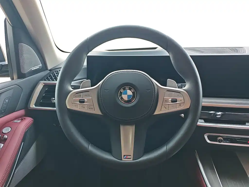 BMW X5 2025 — фото 12