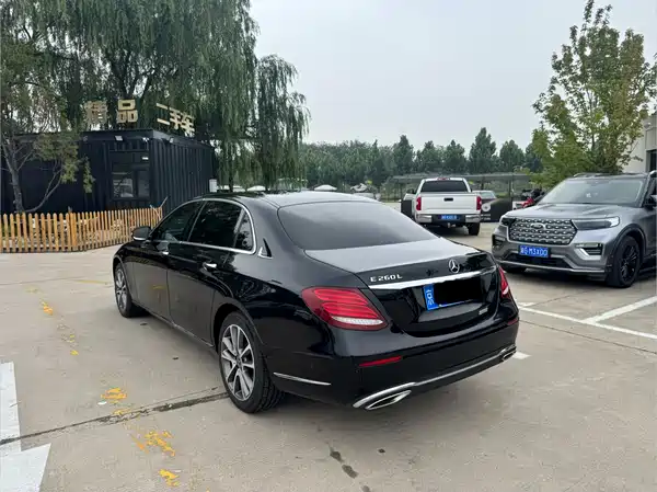Mercedes-Benz E-Class 2019