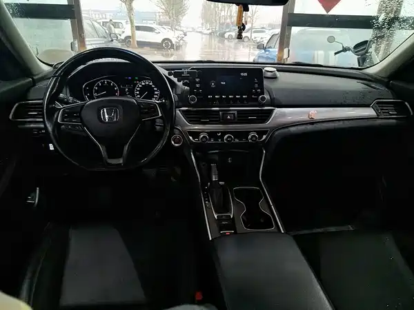 Honda Accord 2019