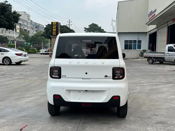 Geely Galaxy Panda 2023