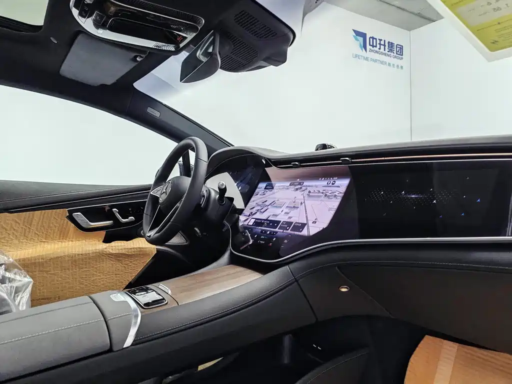 Mercedes-Benz EQS 2025 — фото 15