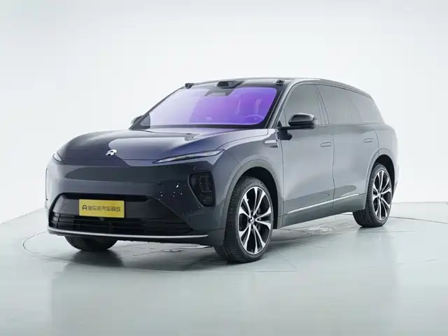 NIO ES8 2025