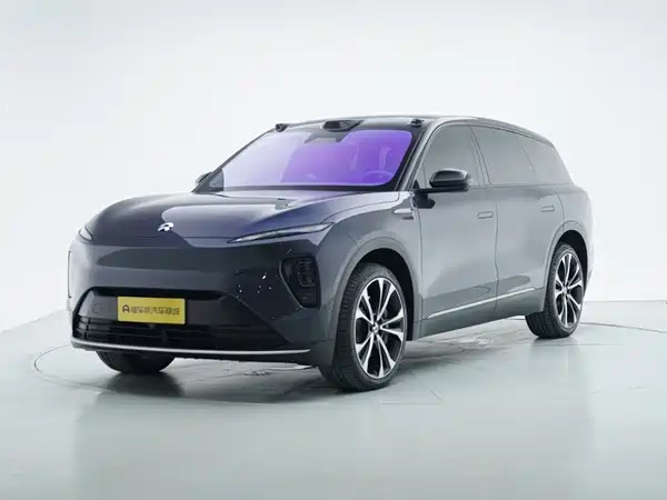 NIO ES8 2025