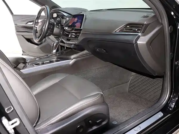 Cadillac CT4 2022
