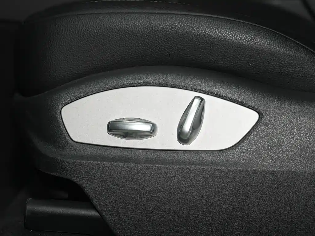 Porsche Cayenne 2018 — фото 13