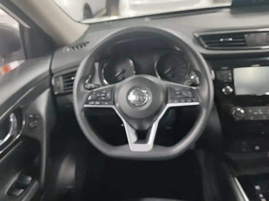 Nissan X-Trail 2018 — фото 15