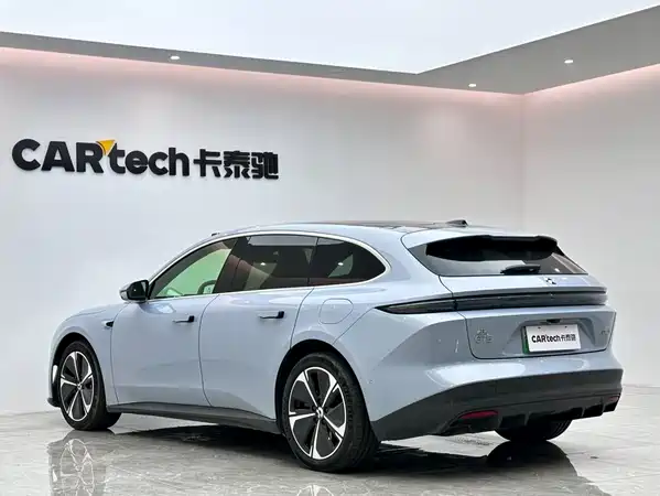 NIO ET5T 2024