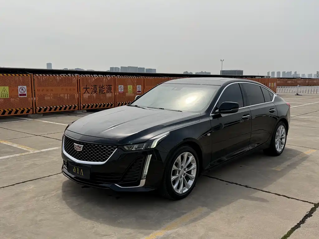 Cadillac CT5 2022 — фото 1