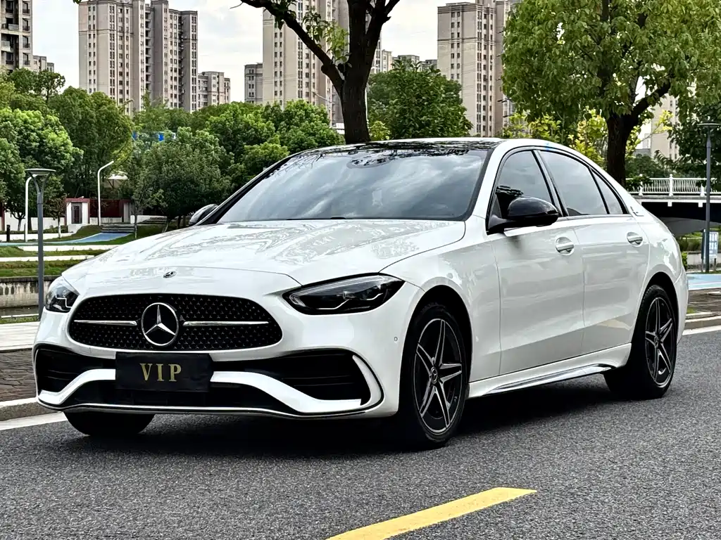 Mercedes-Benz C-Class 2024