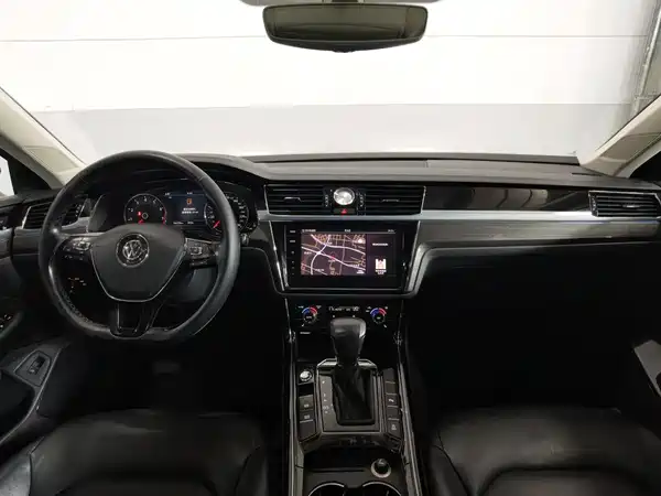 Volkswagen Phideon 2018