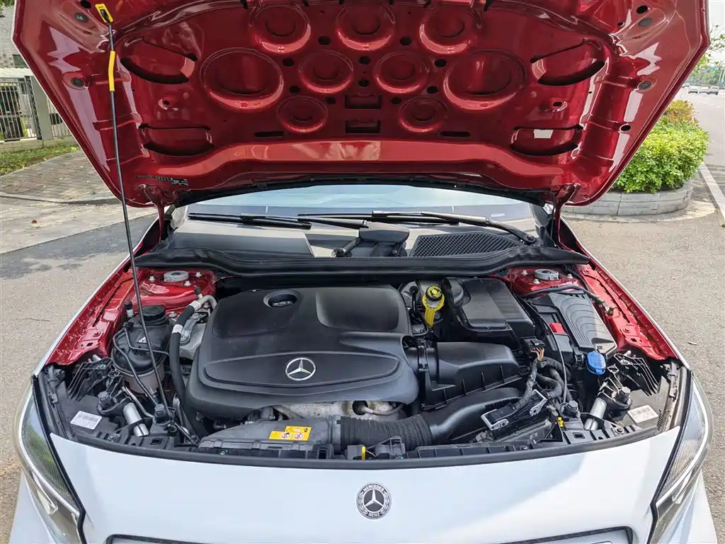 Mercedes-Benz GLA 2018 — фото 10